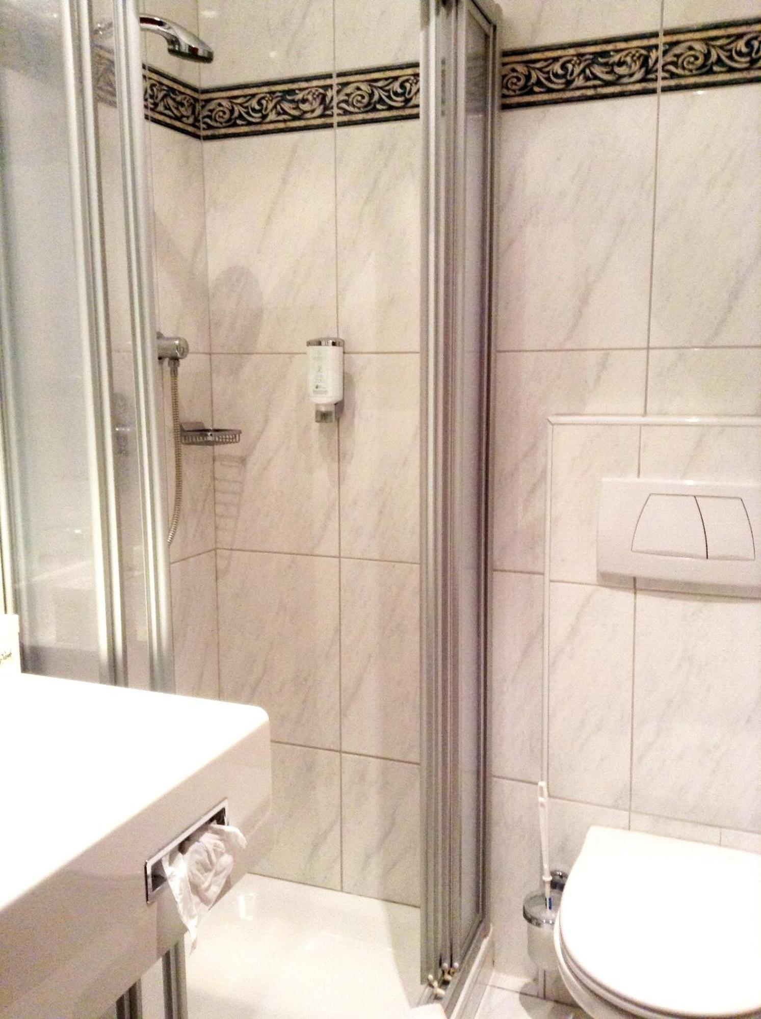 Parkhotel Bad Schallerbach Bilik gambar